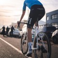Eolo-Kometa Cycling Team 2023 koersbroek professionele wielerploeg